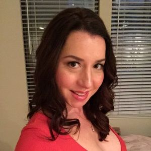 Meet your Posher, Mara